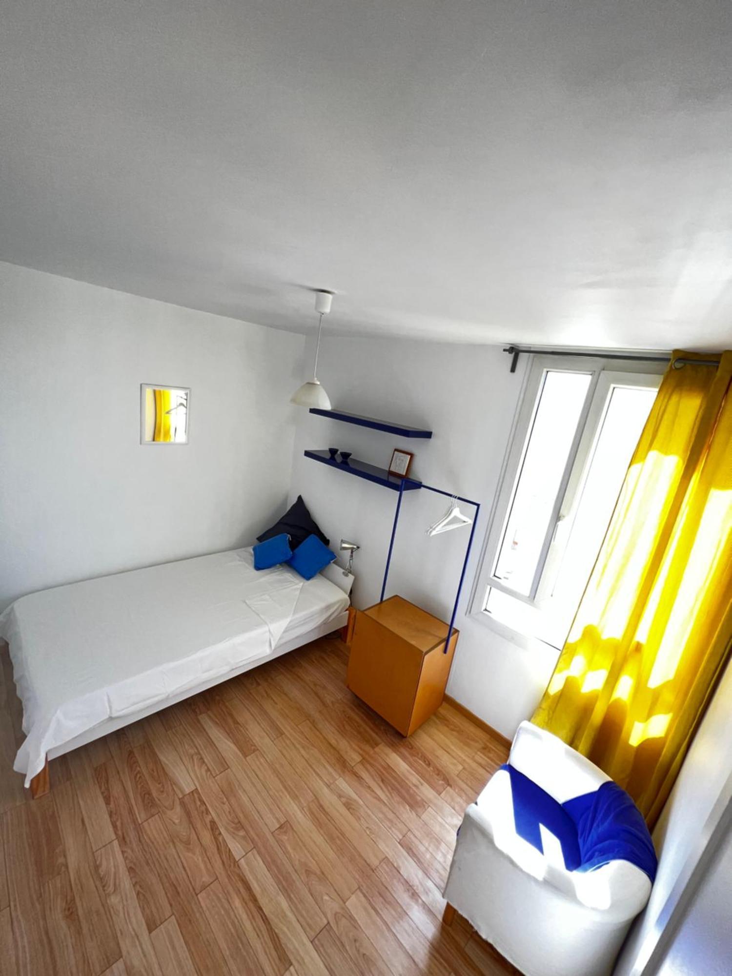 Chambre Famille D'Accueil Entre Paris Et Disney Douze Minutes Centre Paris Quinze Euros De Plus Pour Frais De Menage Neuilly sur Marne Bagian luar foto
